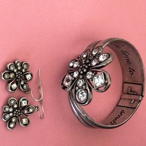 Bracelet and earrings